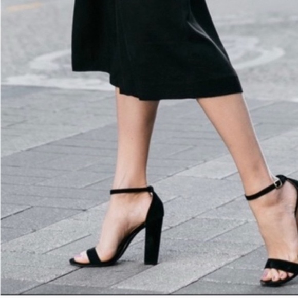 Steve Madden Carrson heel in black suede sz 9 Ladies - Picture 1 of 17